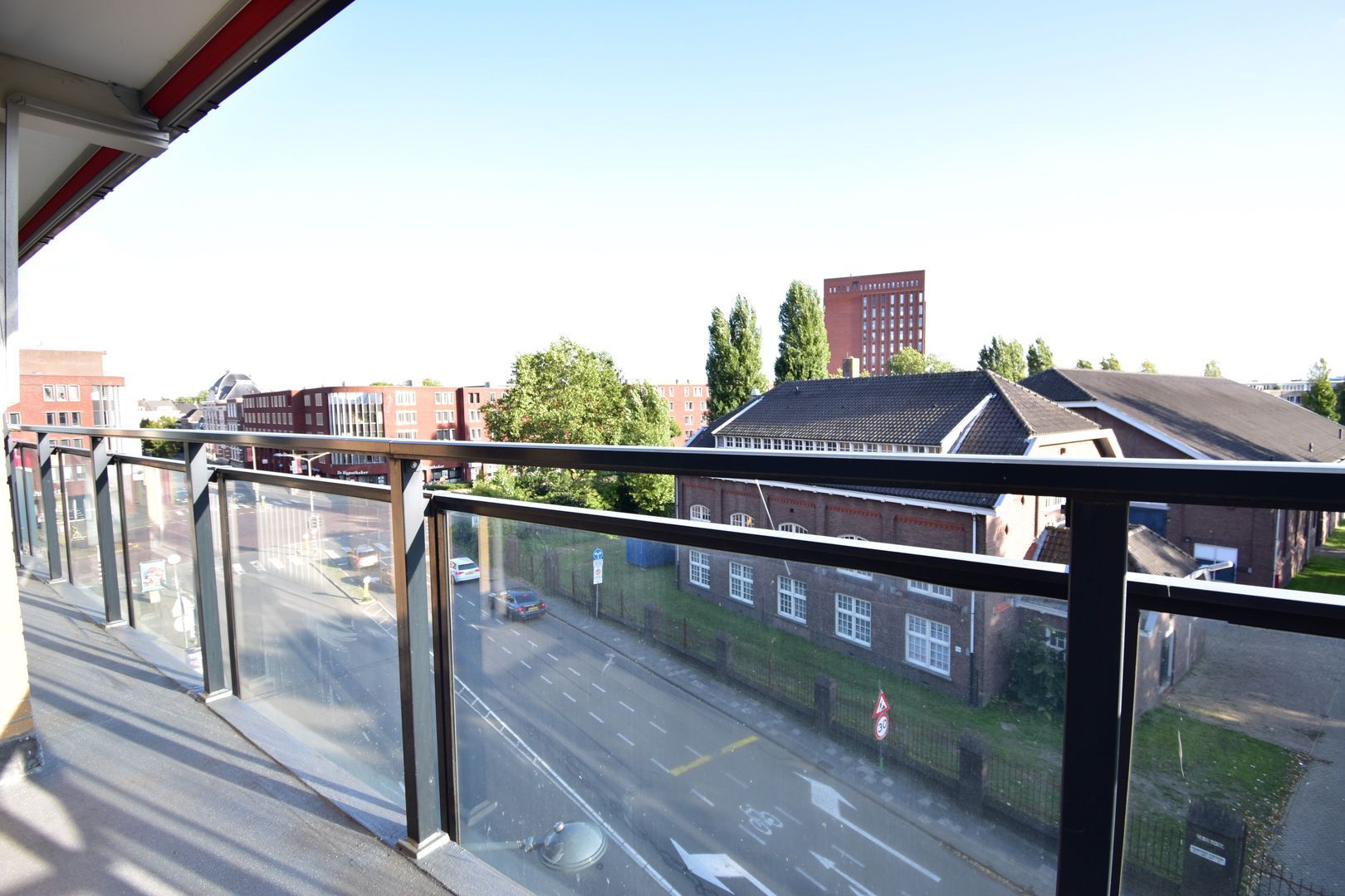 Markendaalseweg, Breda foto-12 blur