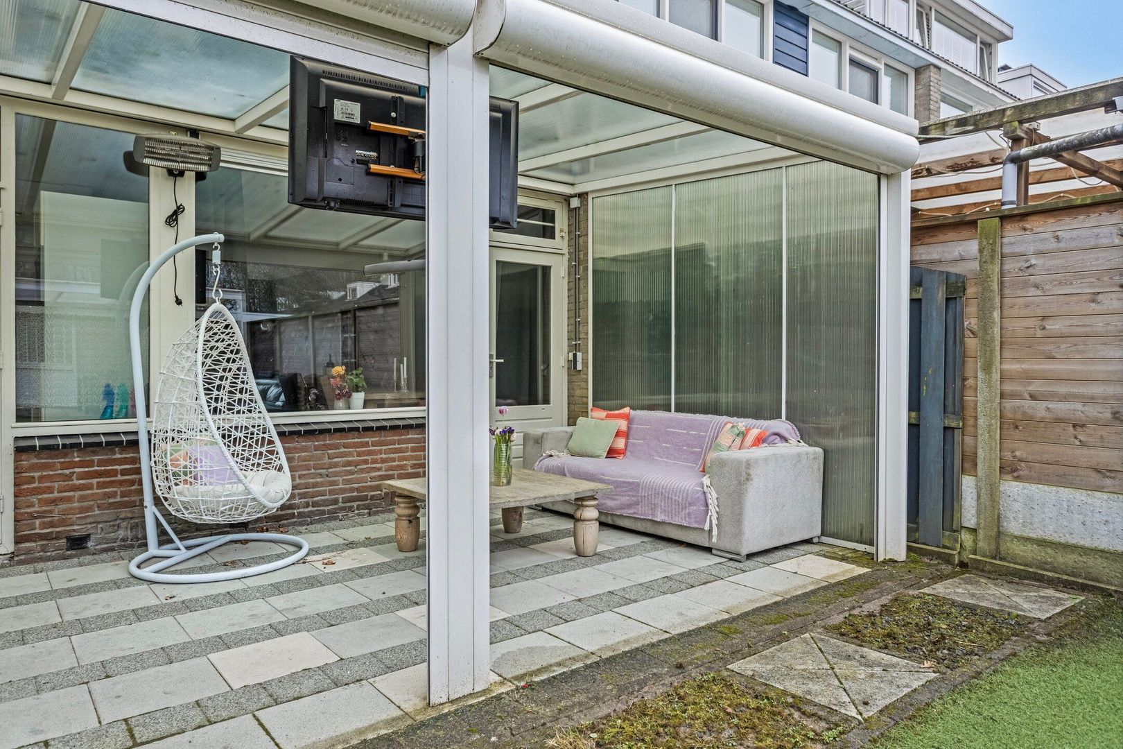 Albert van Huffelstraat, Breda foto-6 blur