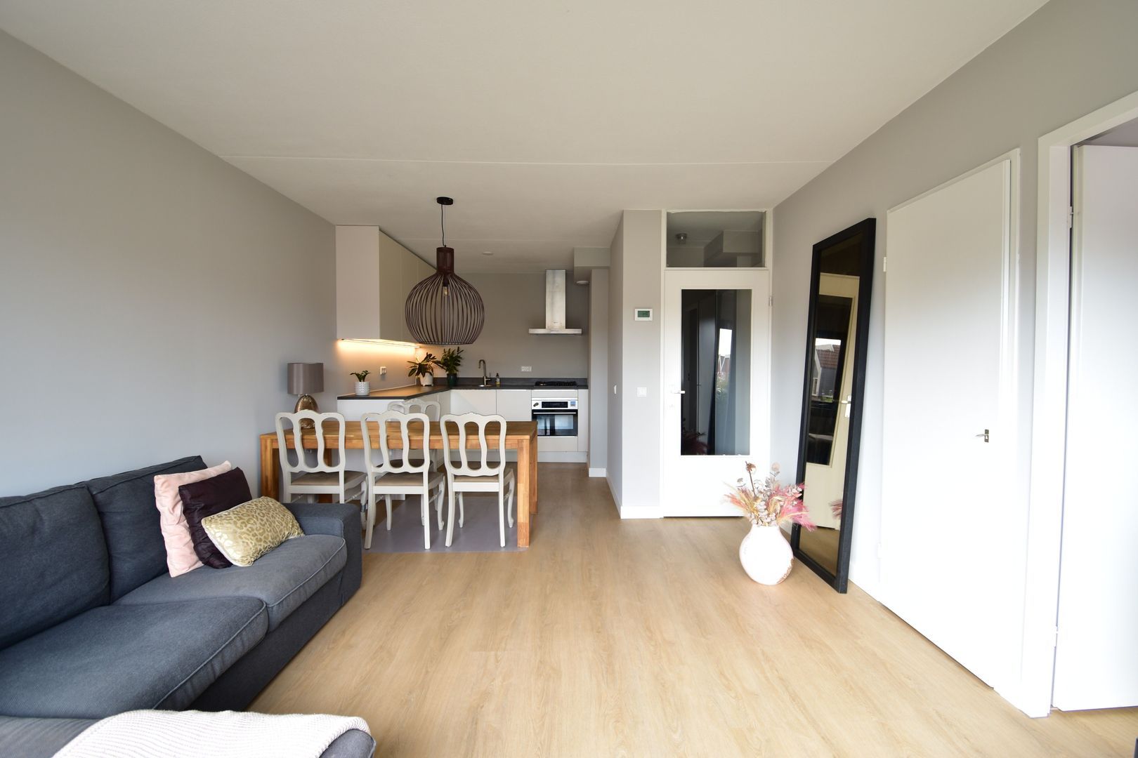 Nieuwe Dieststraat, Breda foto-5 blur