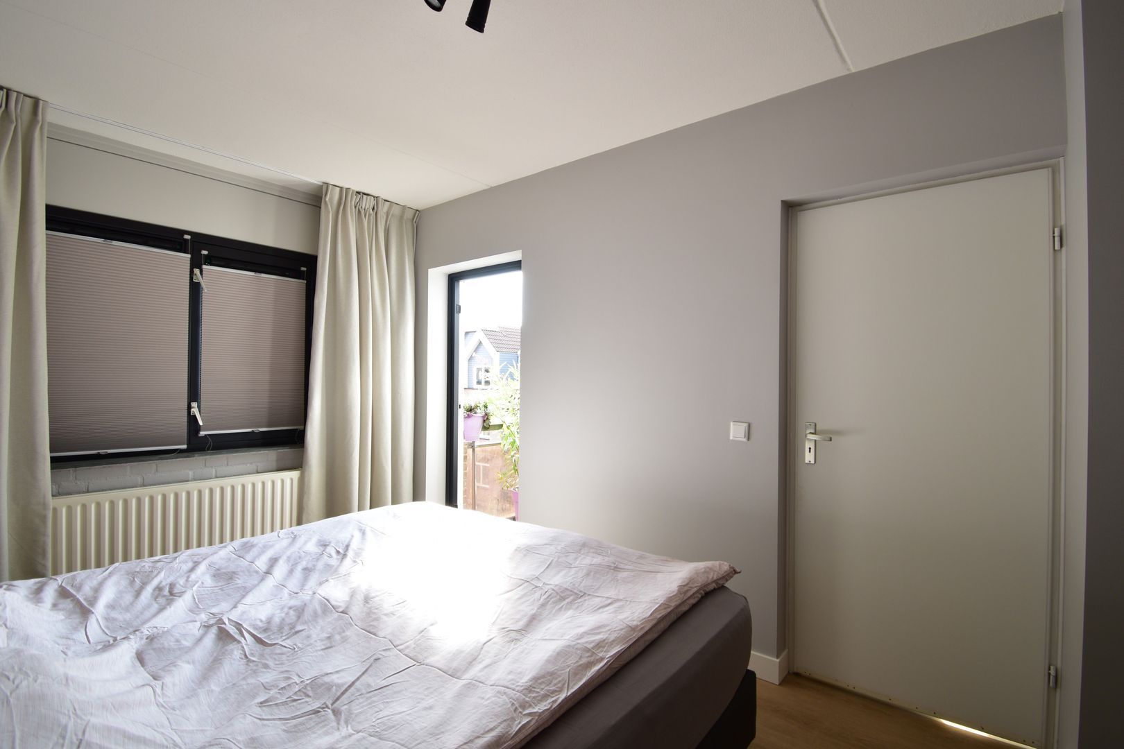 Nieuwe Dieststraat, Breda foto-8 blur