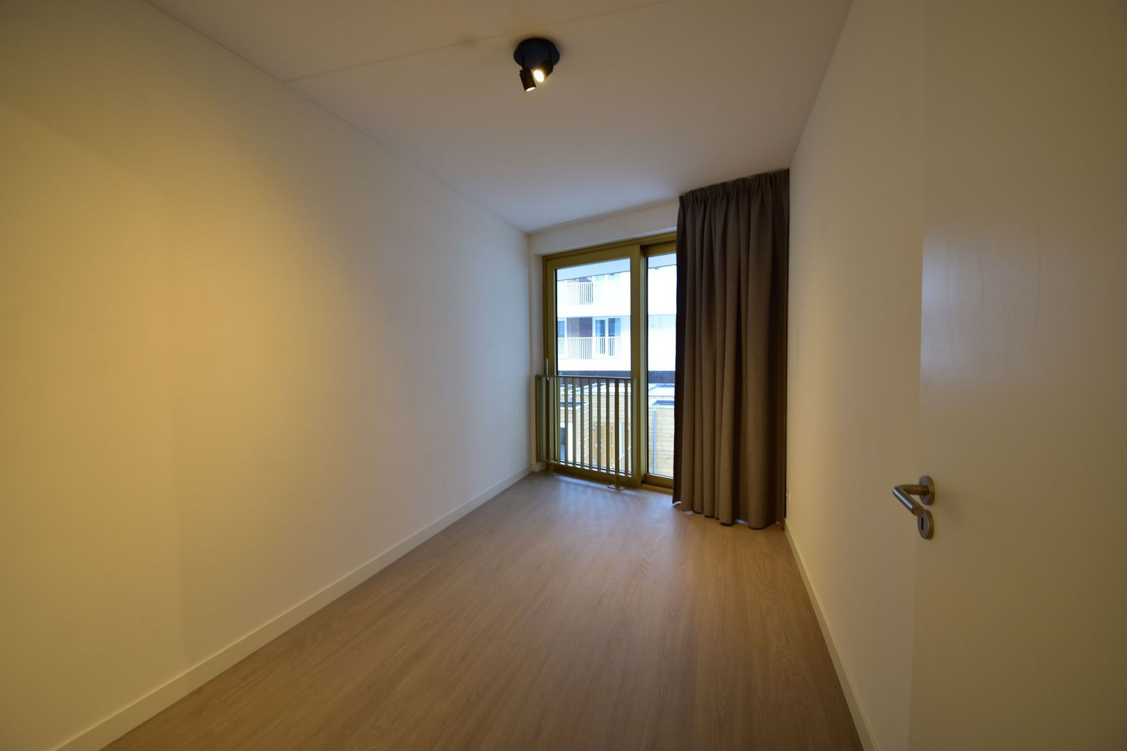 Isabellakade, Breda foto-12 blur