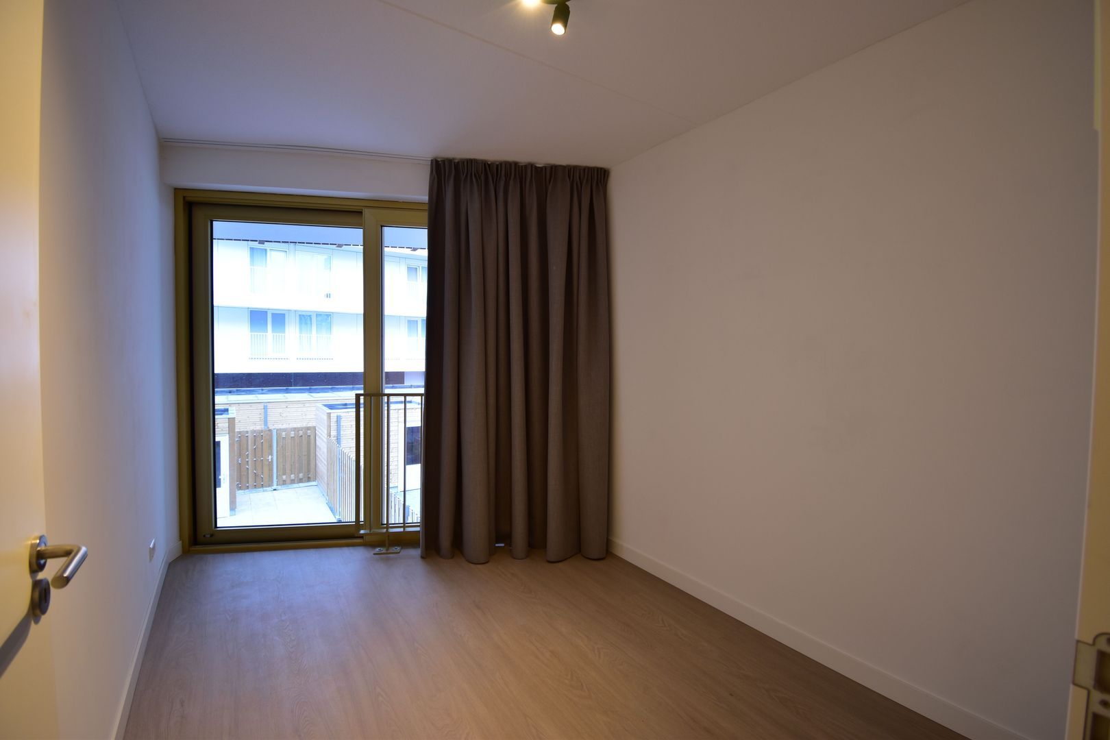 Isabellakade, Breda foto-11 blur