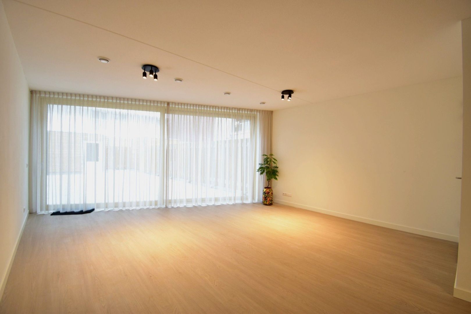 Isabellakade, Breda foto-5 blur