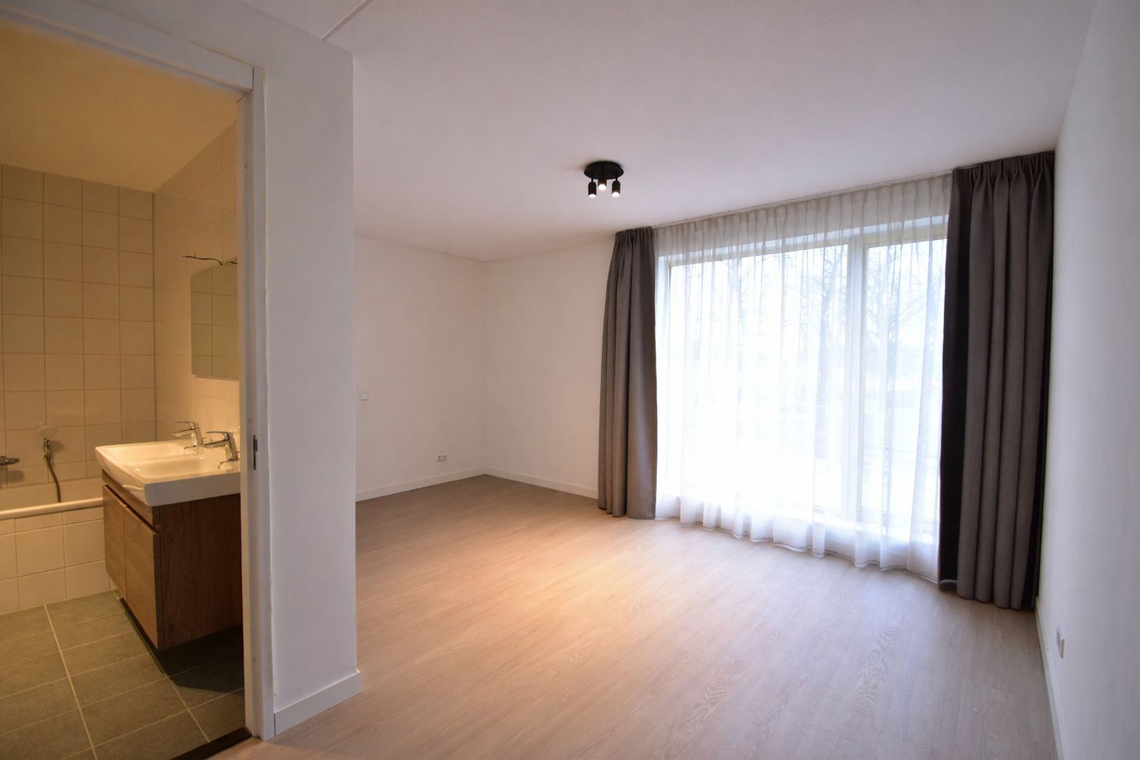 Isabellakade, Breda foto-17 blur