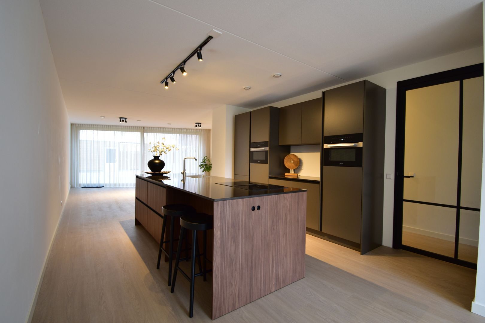 Isabellakade, Breda foto-0 blur