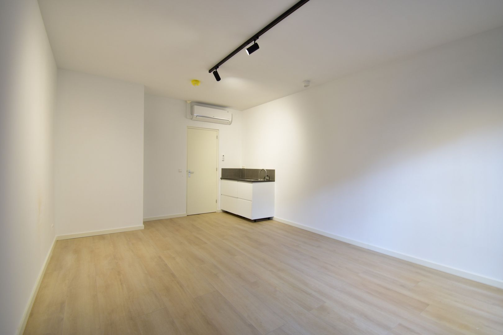 Nieuwe Haagdijk, Breda foto-2 blur