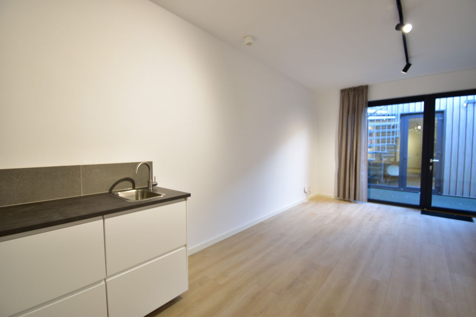 Nieuwe Haagdijk, Breda foto-5 blur