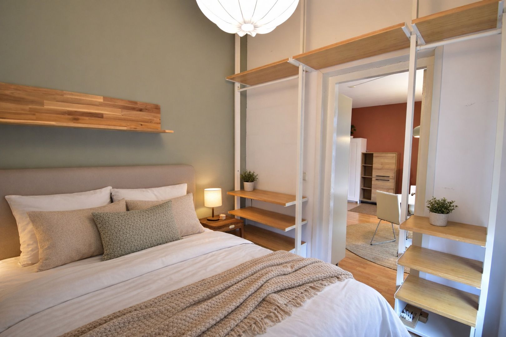 Dr. van Mierlostraat, Breda foto-3 blur