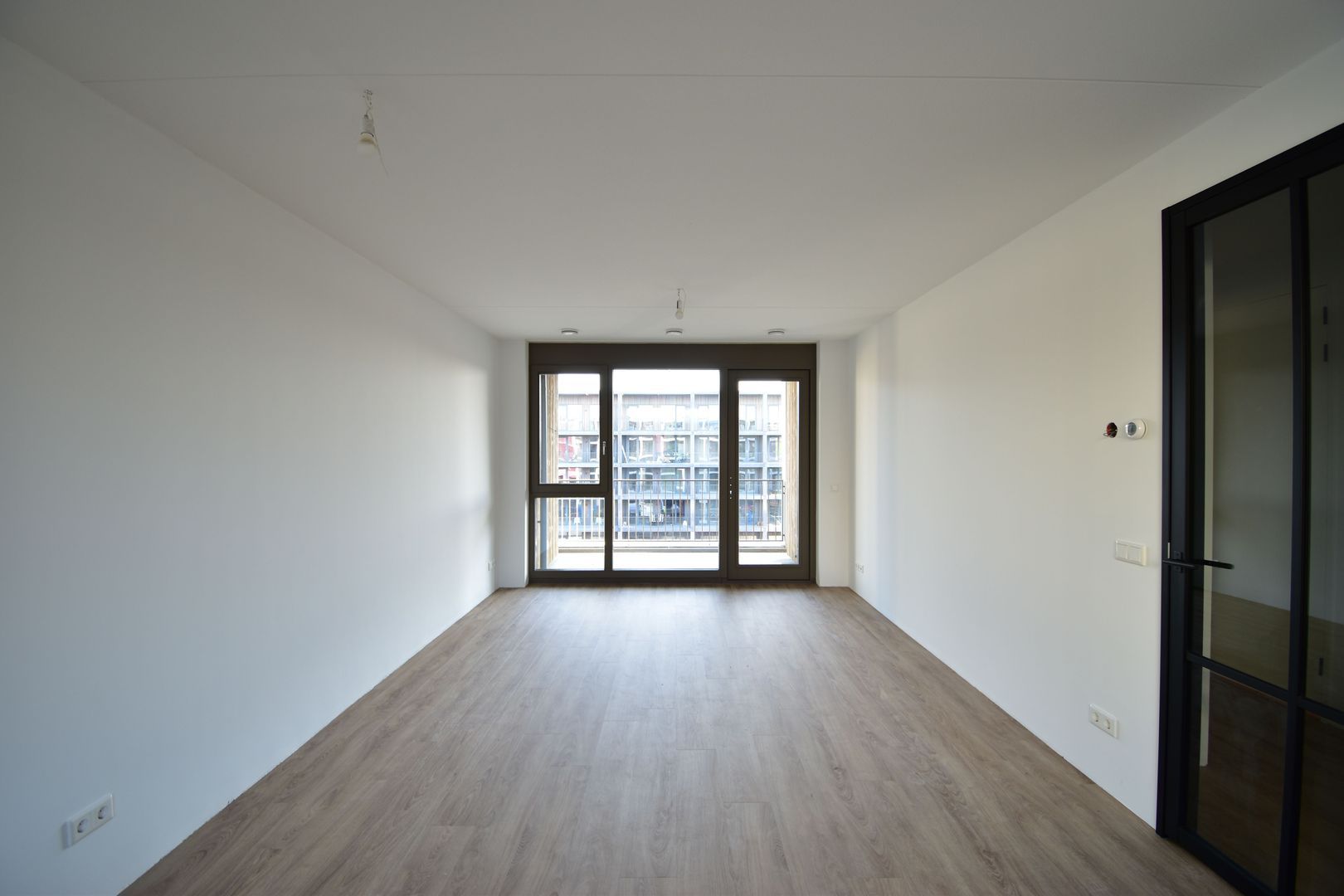 Tuinzigtlaan, Breda foto-3 blur