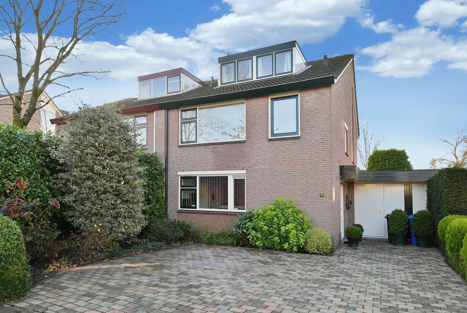 Dr. Anth. van der Horstlaan 44, Naarden foto-0 blur