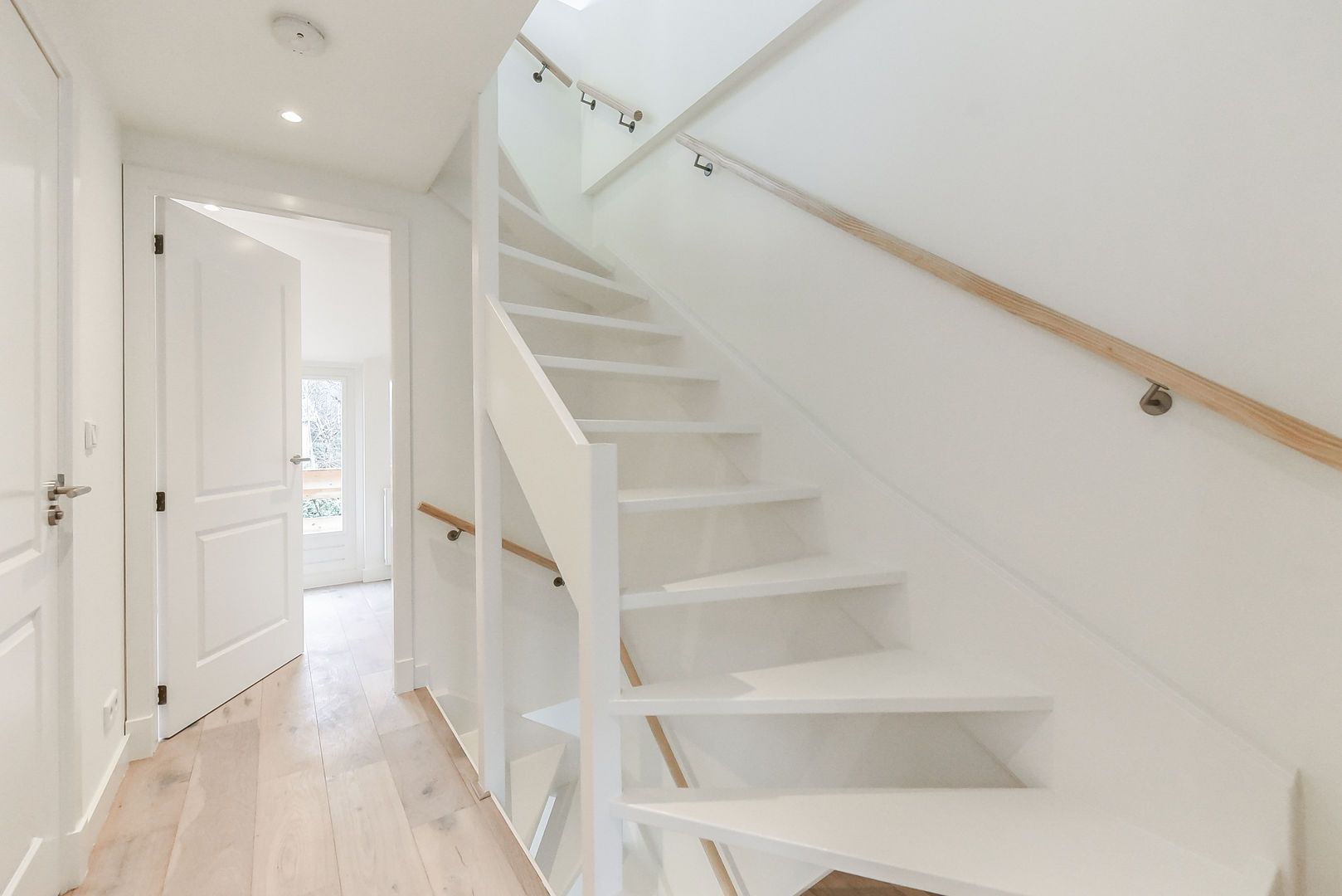 Prins Hendrikstraat 64, Voorburg foto-48 blur