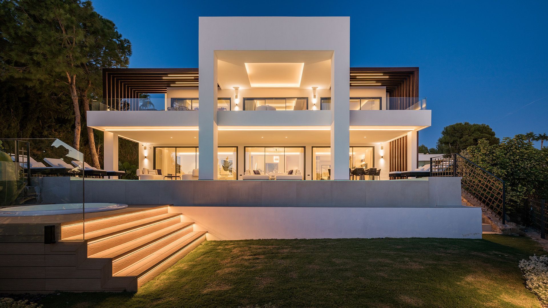 Villa II Marbella image 1