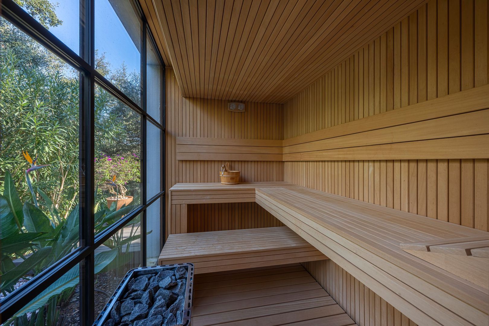 Villa III Marbella image 1