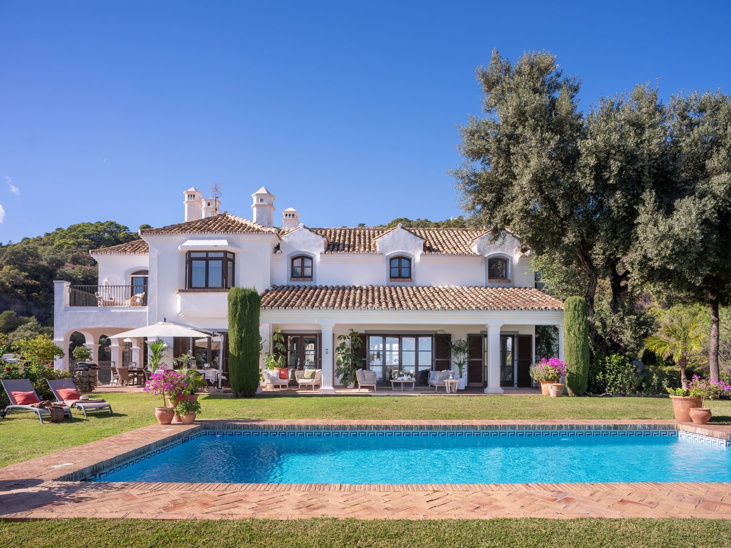 Luxe villa in de hills van Marbella image 1