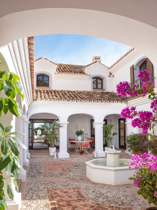 Luxe villa in de hills van Marbella image thumbs 1