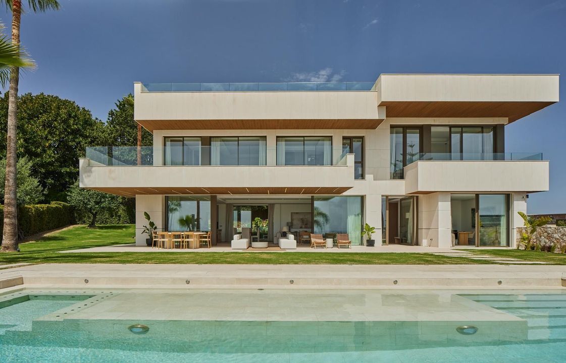 Villa III Málaga, Málaga