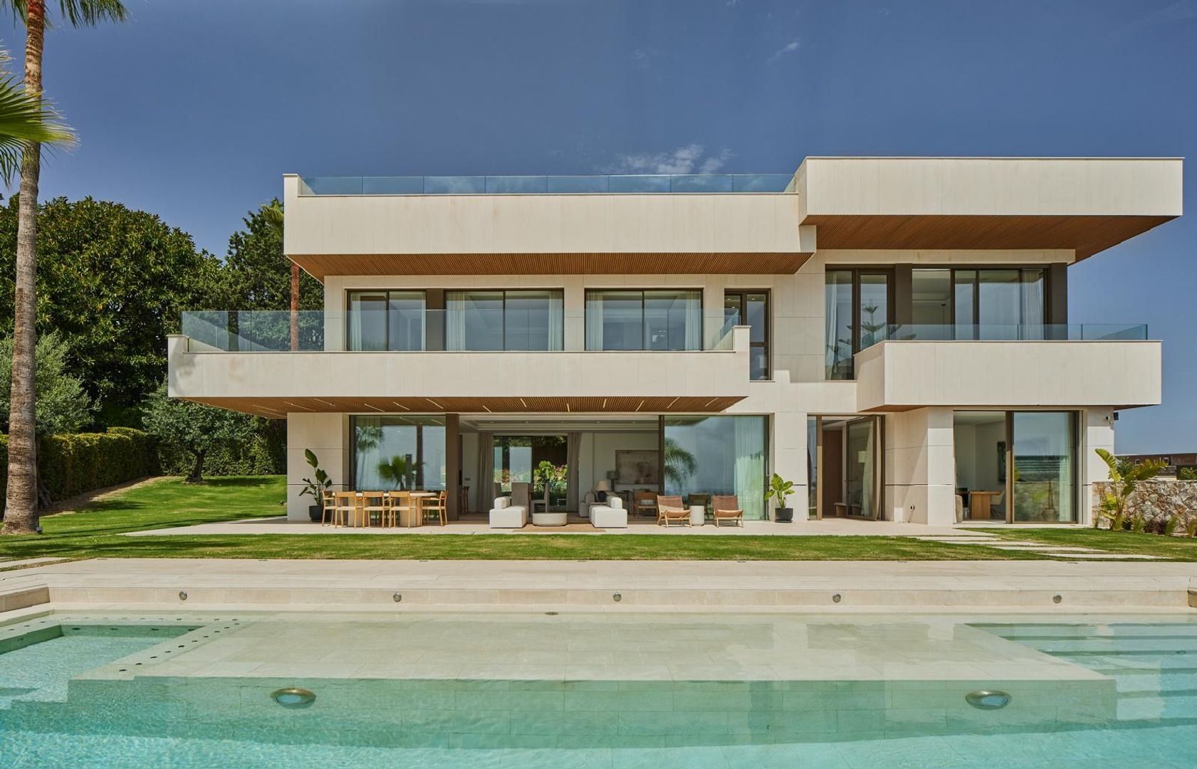 Villa III Málaga image 1