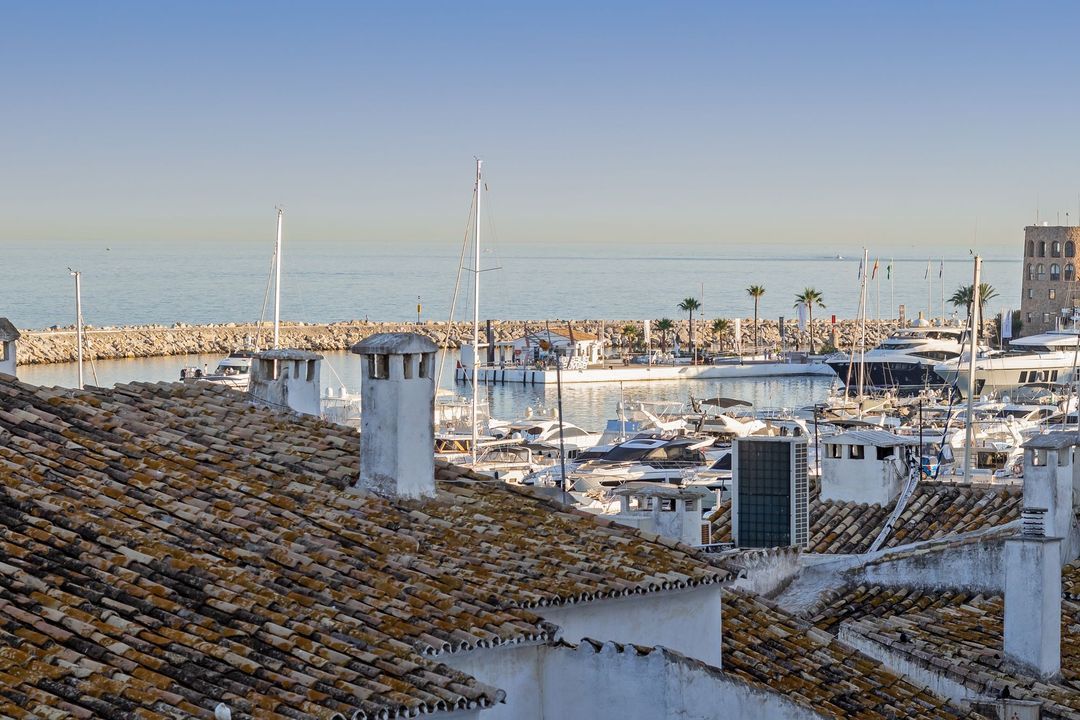 Appartement in de haven van Marbella image thumbs 1