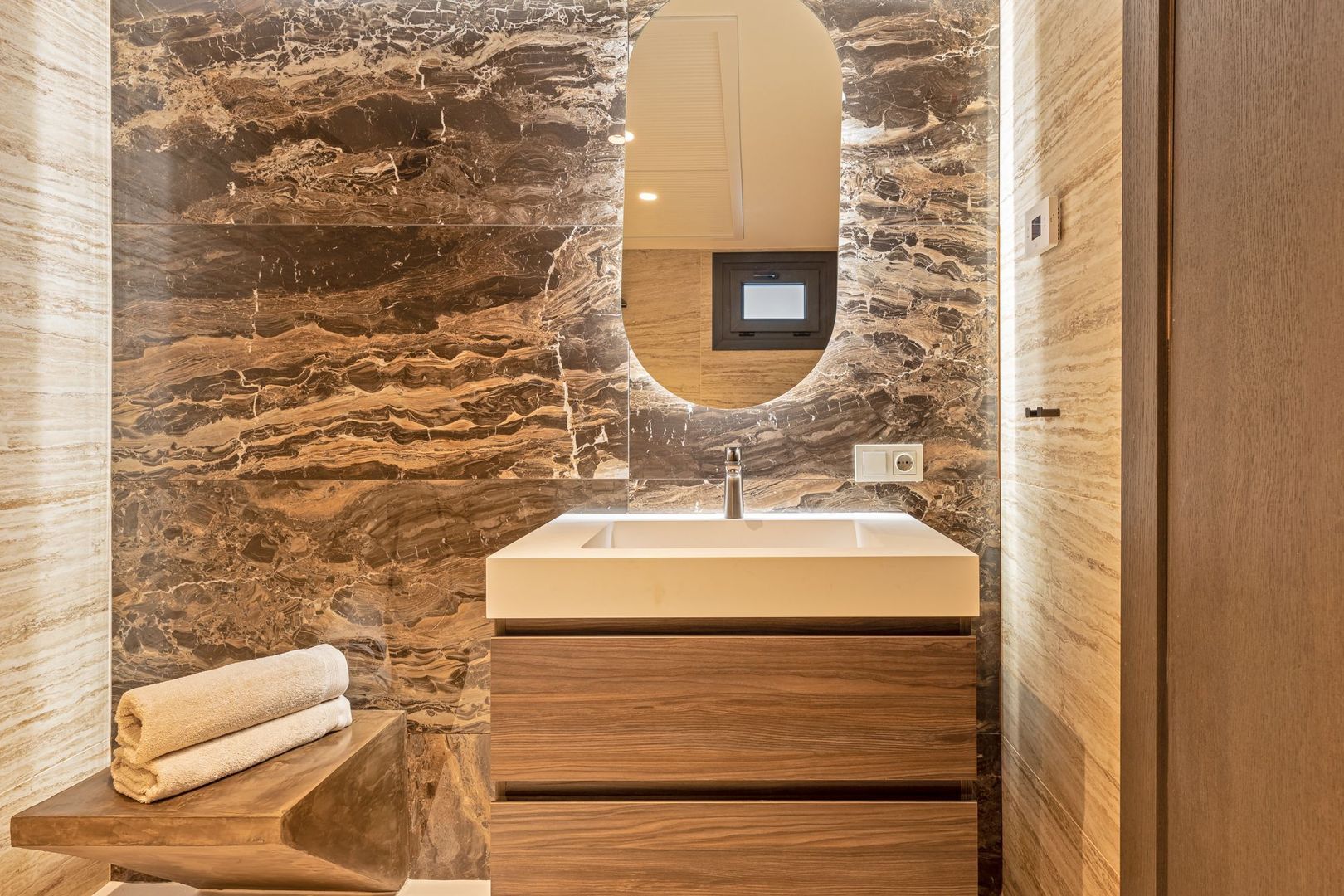 Appartement in de haven van Marbella image 1