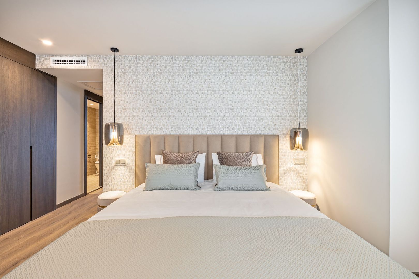 Appartement in de haven van Marbella image 1