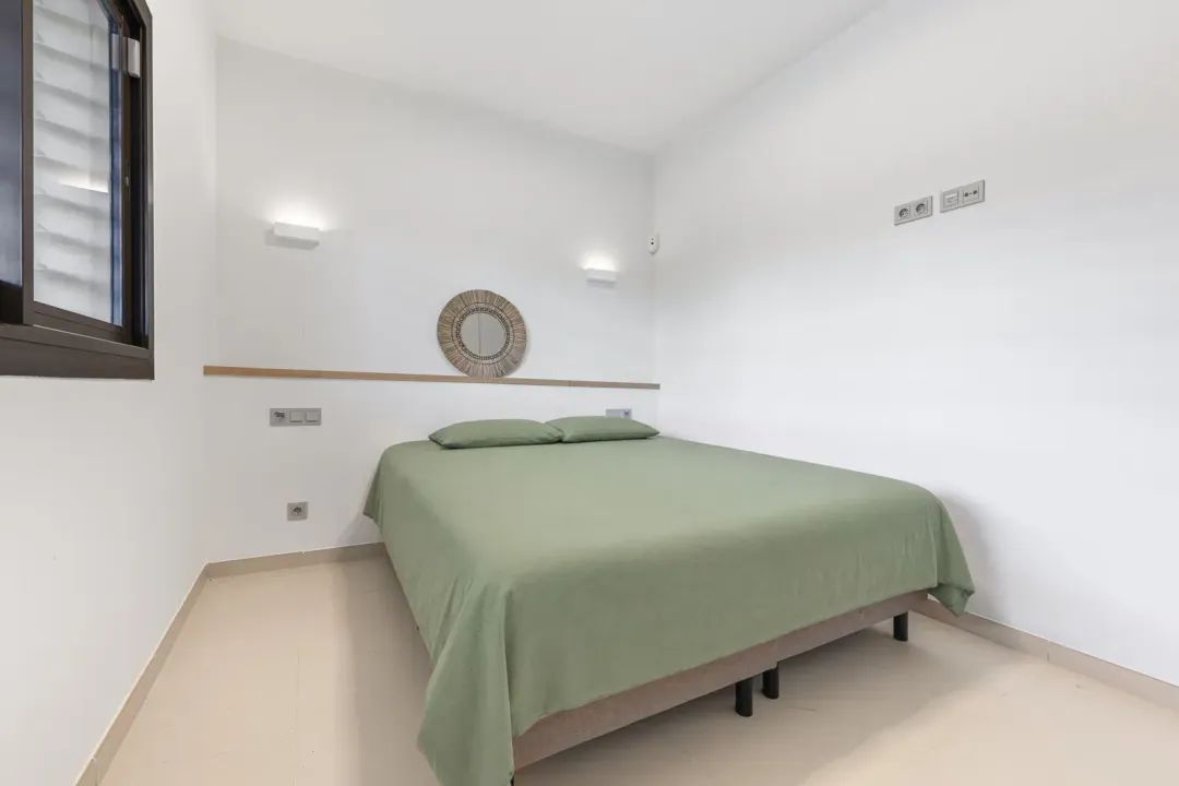 Elegant ground floor apartment image thumbs 1