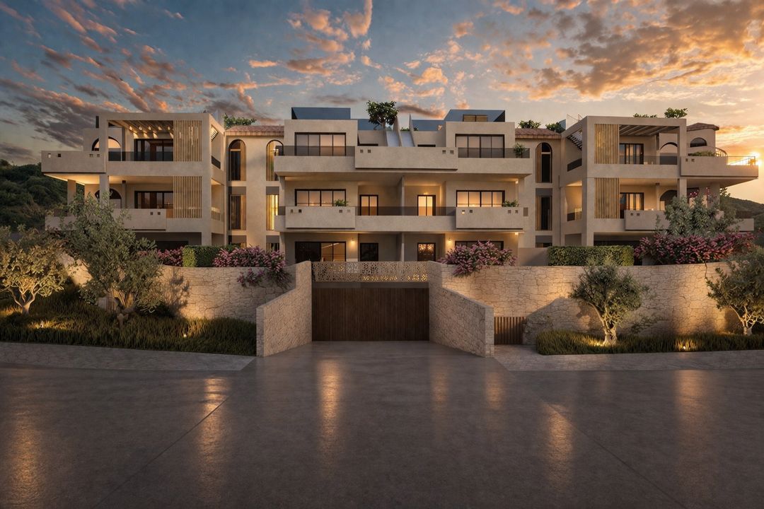 Luna Nova, Marbella