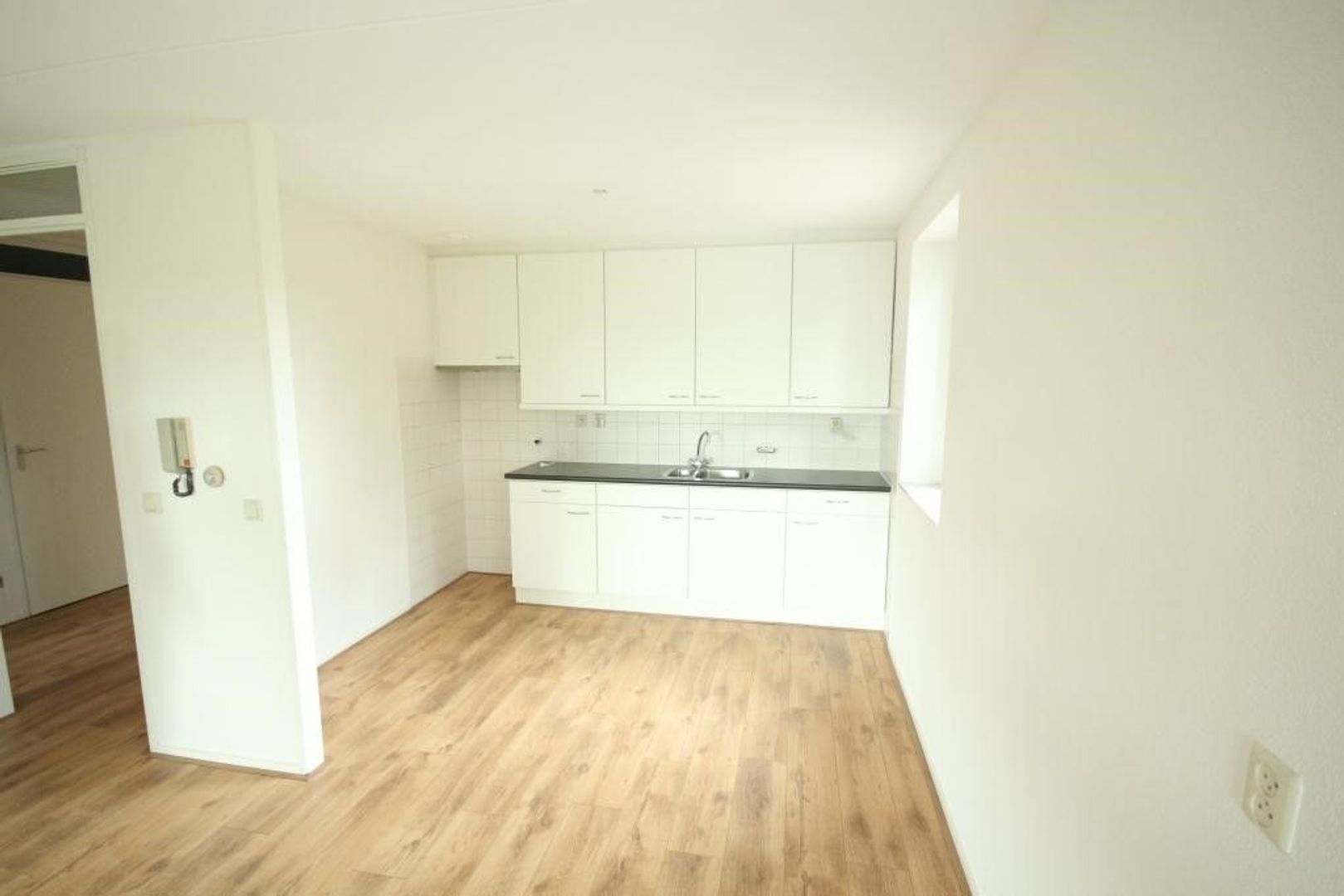 Finnenburg, Den Haag foto-3 blur