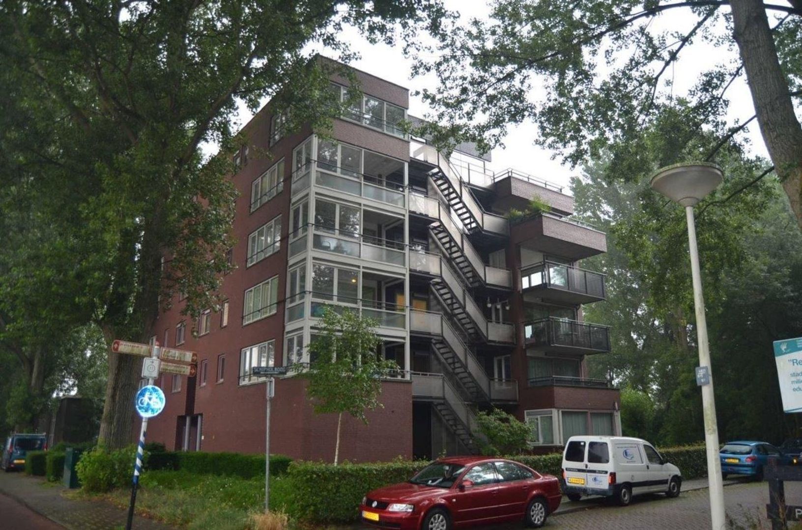 Finnenburg 21 1, Den Haag foto-7 blur
