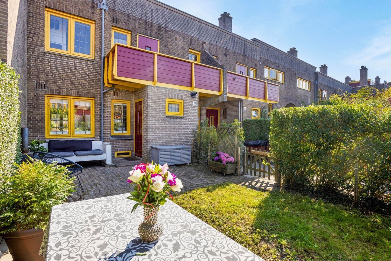 Tuinwijklaan 24, Haarlem foto-0 blur