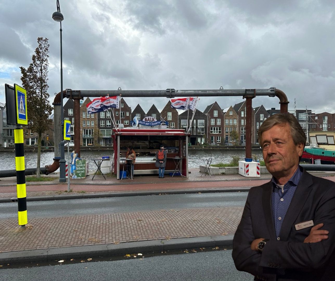 Geen kraam, maar een monument met uitjes en zuur; Balk, Visch aan ‘t Spaarne.