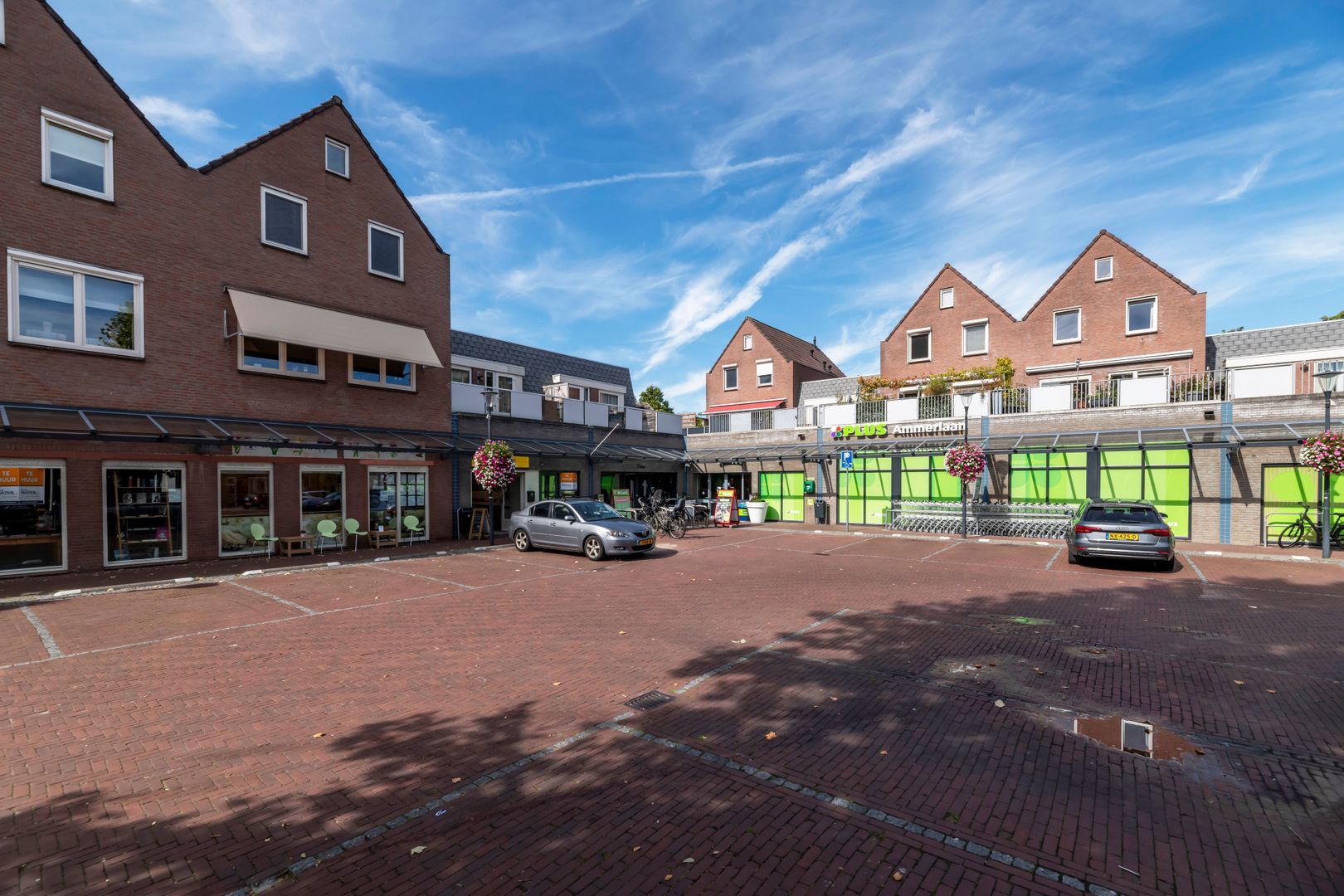 Oranjeplein, Loon op Zand foto-2
