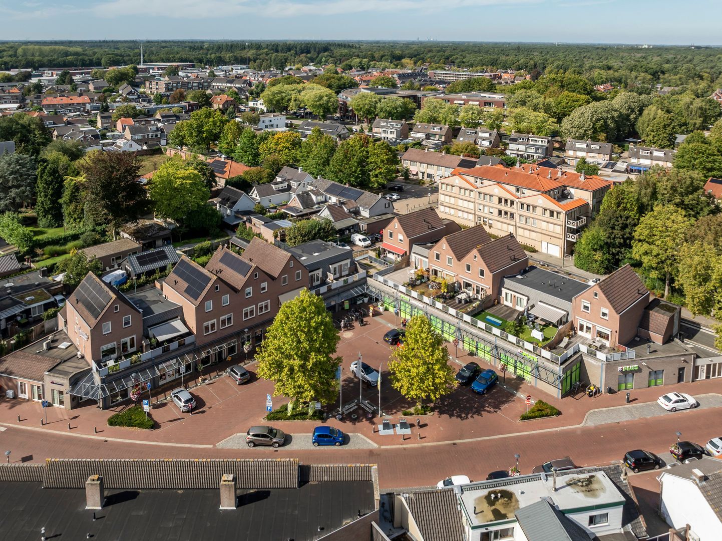 Oranjeplein, Loon op Zand