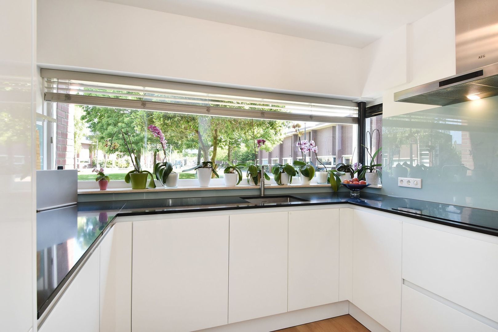 Bratislavahof 40, Den Haag foto-6