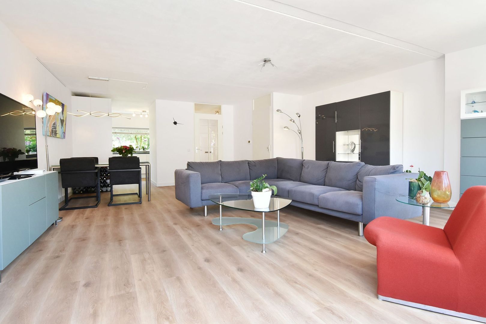 Bratislavahof 40, Den Haag foto-2