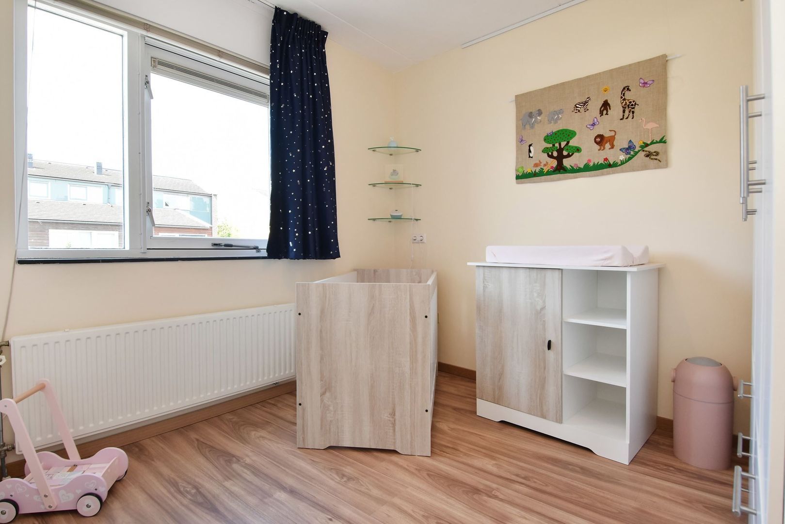 Bratislavahof 40, Den Haag foto-9