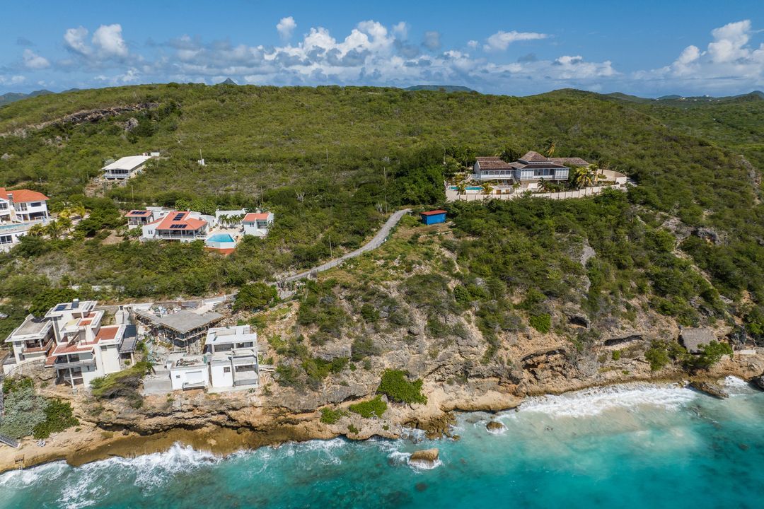 Coral Cliff, Coral Cliff foto-3