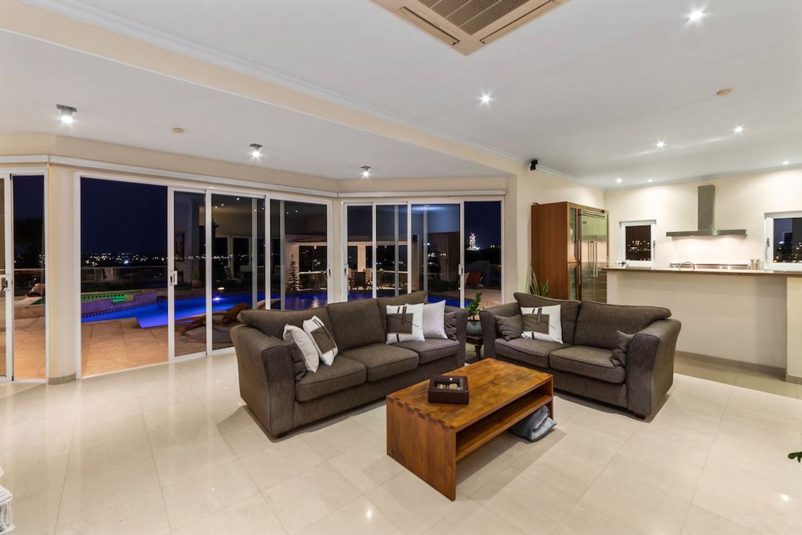 Kaya Jan Thiel 16, Jan Thiel foto-97