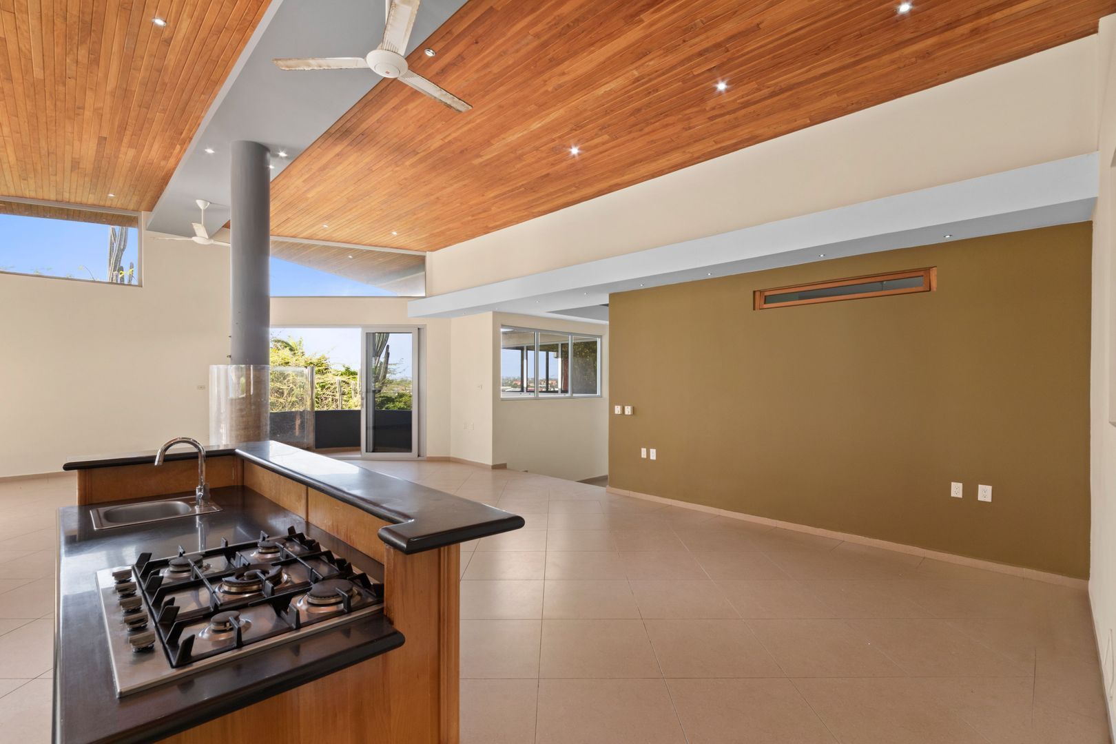 Salina Abaostraat 16, Salinja foto-31