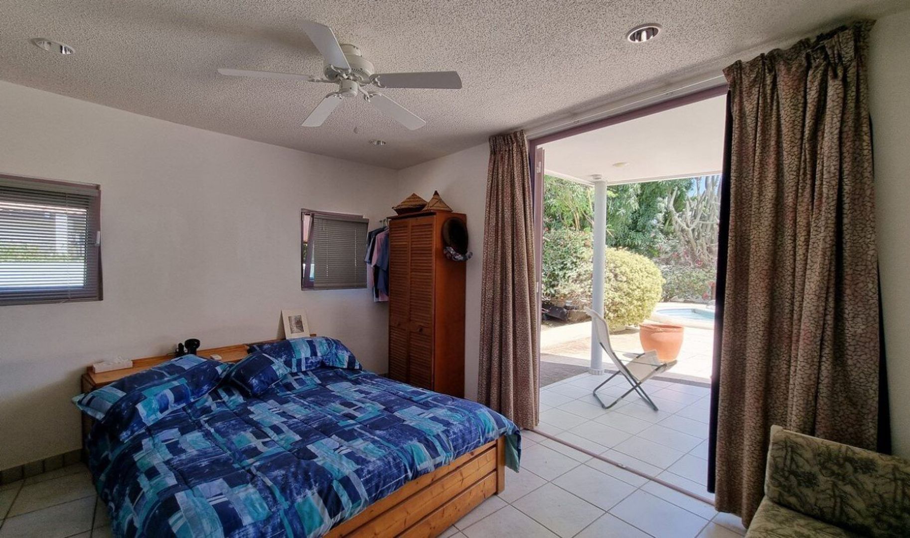 Kaya Rooi Katochi 37, Rooi Catootje foto-19