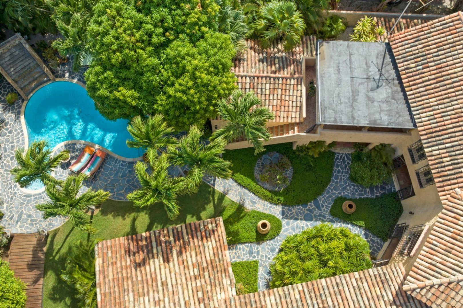 Joonchi 12, Joonchi foto-2