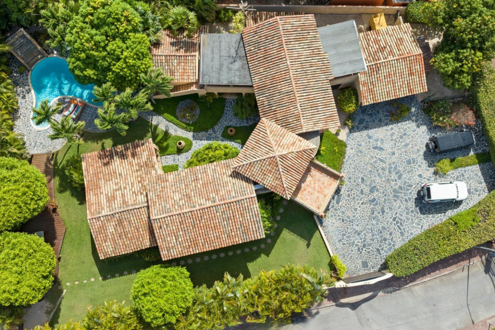 Joonchi 12, Joonchi foto-3