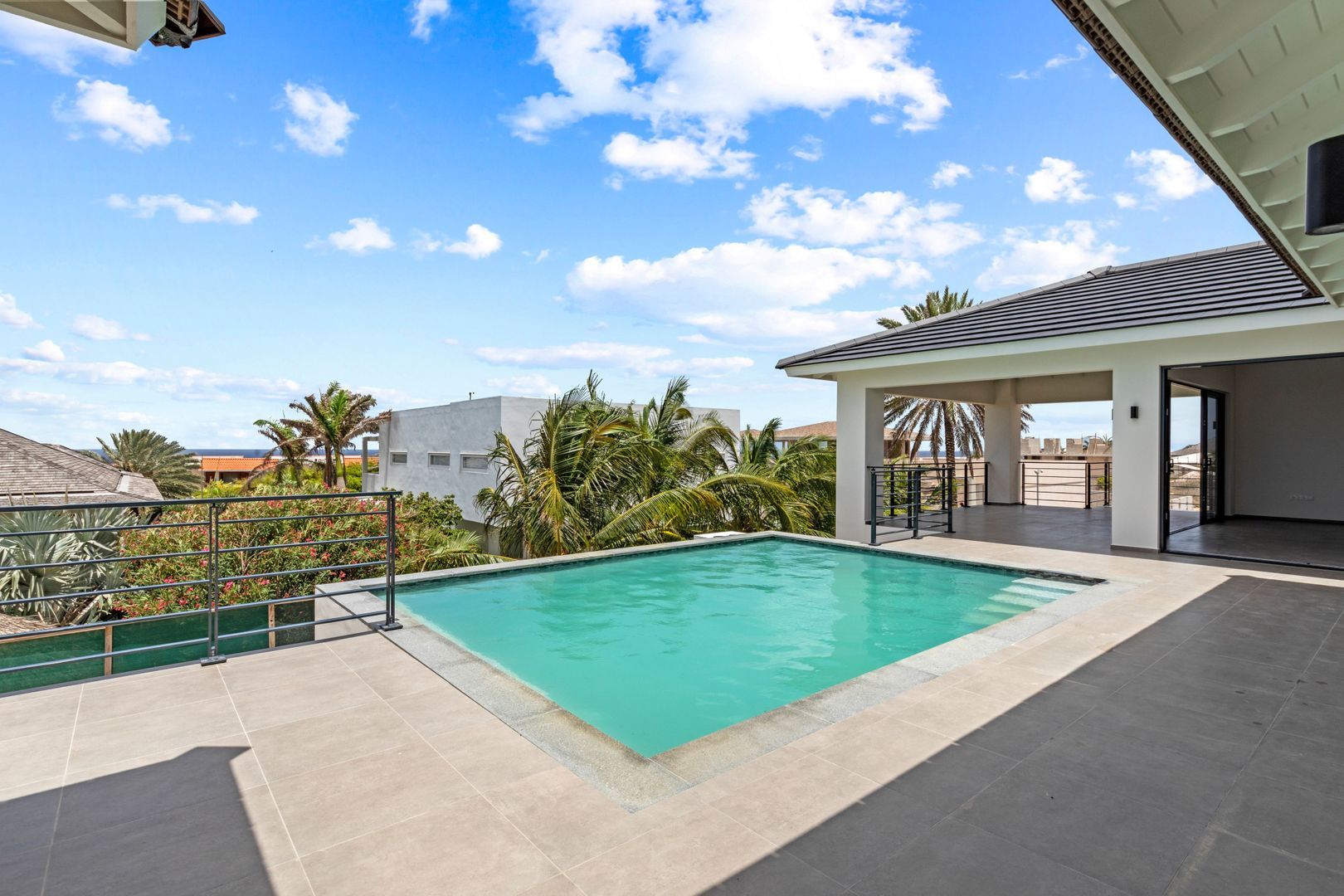 Kaya Baltiko, Vista Royal foto-0