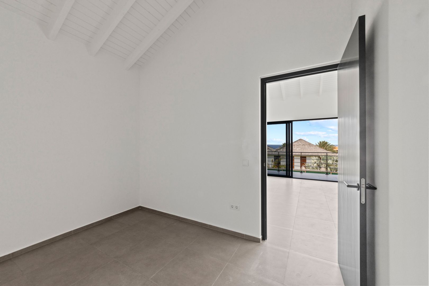 Kaya Baltiko, Vista Royal foto-26