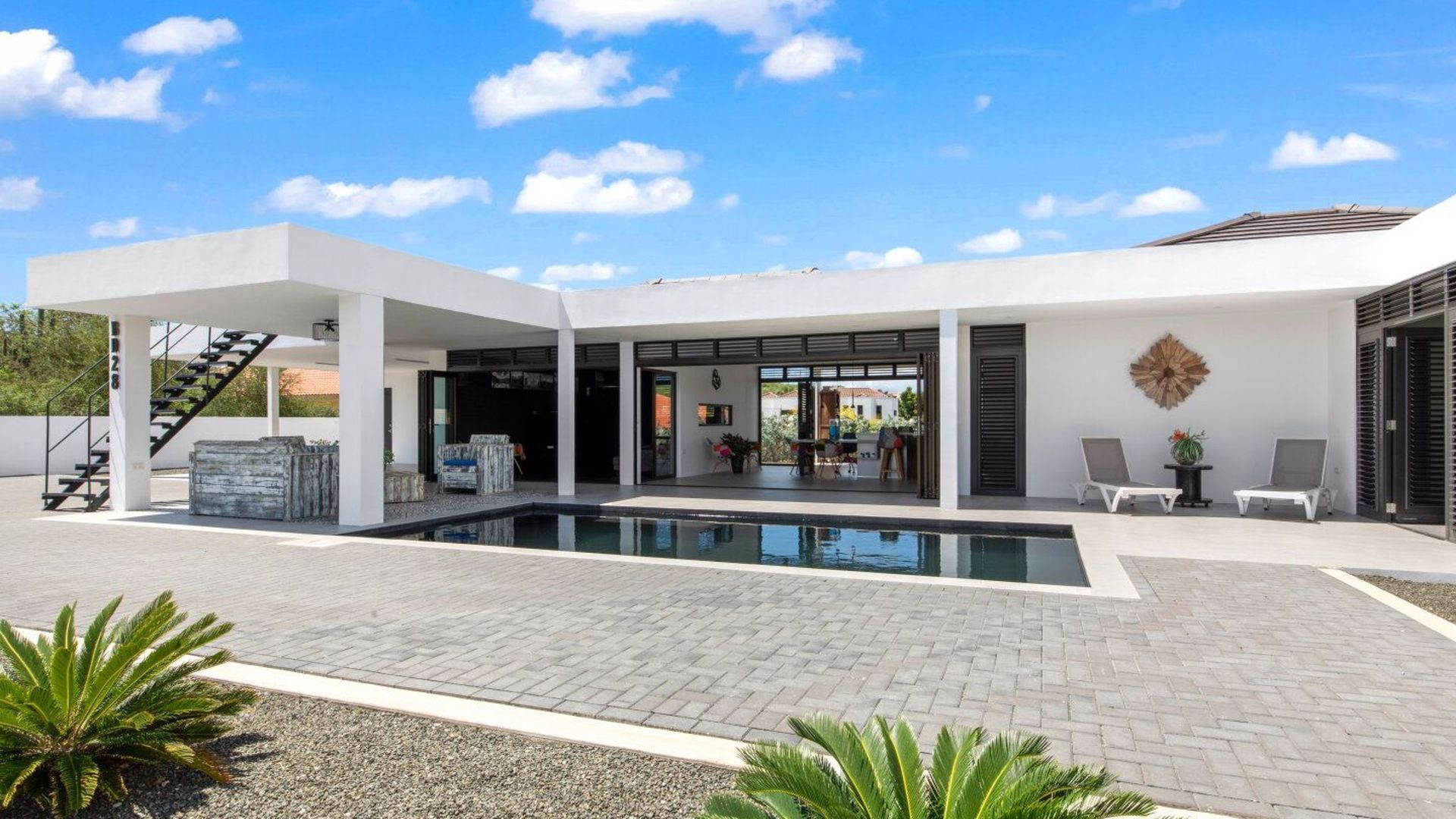 Blue Bay, Blue Bay foto-3