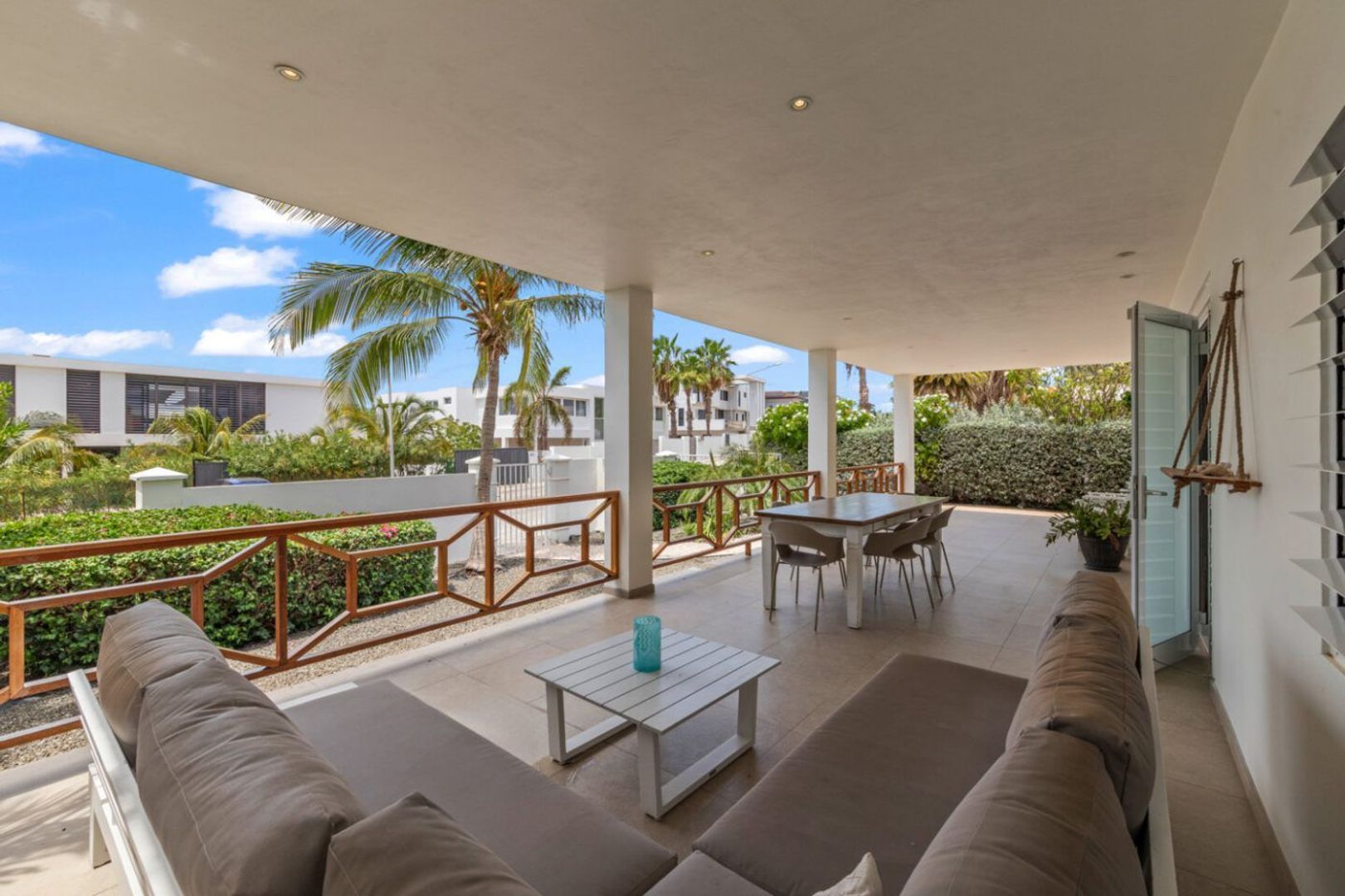 Kaya Baltıko, Vista Royal foto-6