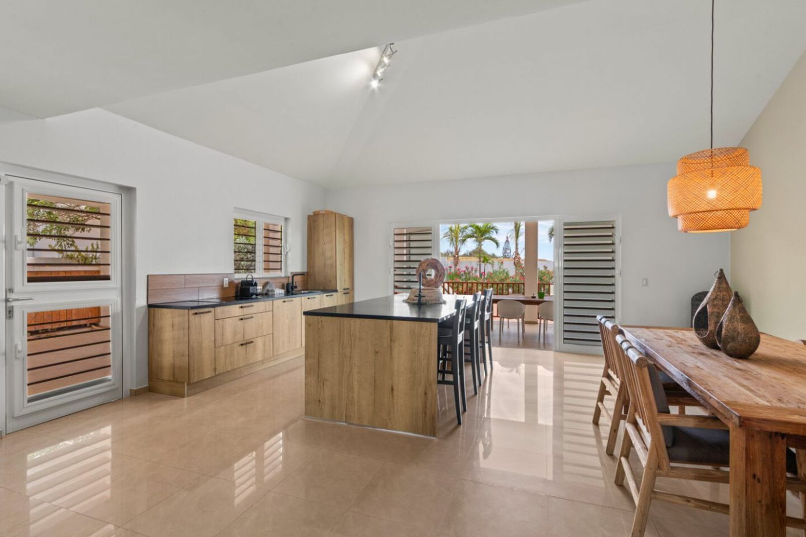 Kaya Baltıko, Vista Royal foto-9