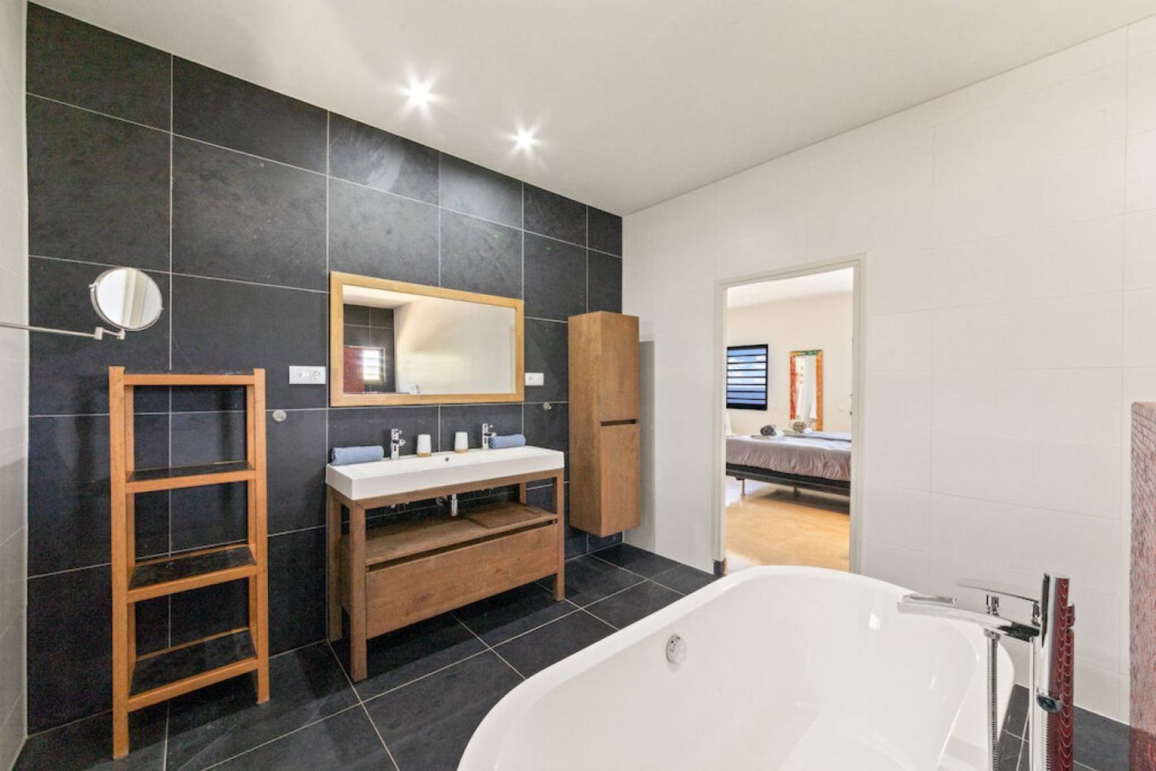 Cas Abou 43, Cas Abou foto-17