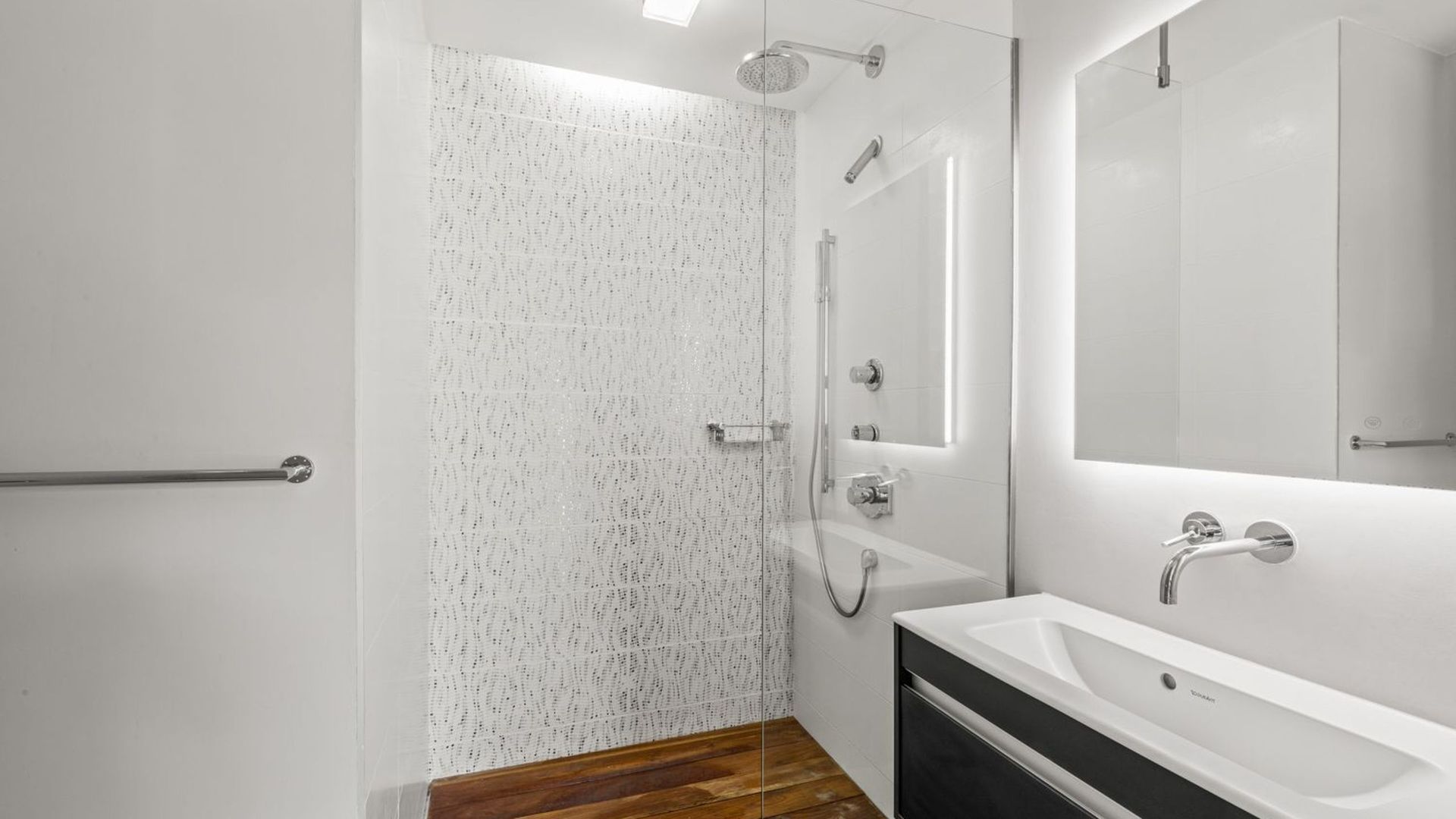 Jan Sofat 175, Jan Sofat foto-35