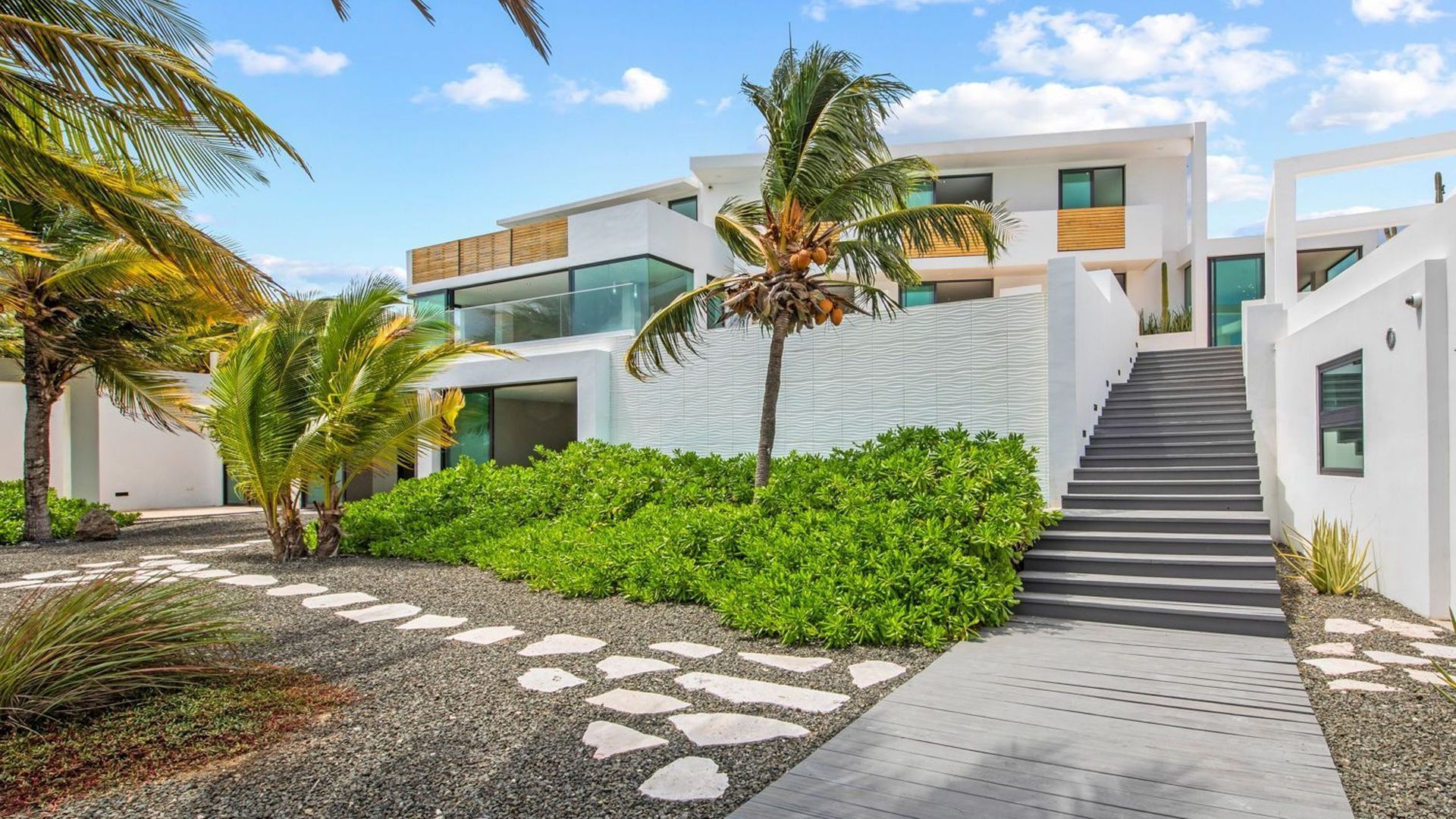 Jan Sofat 175, Jan Sofat foto-32