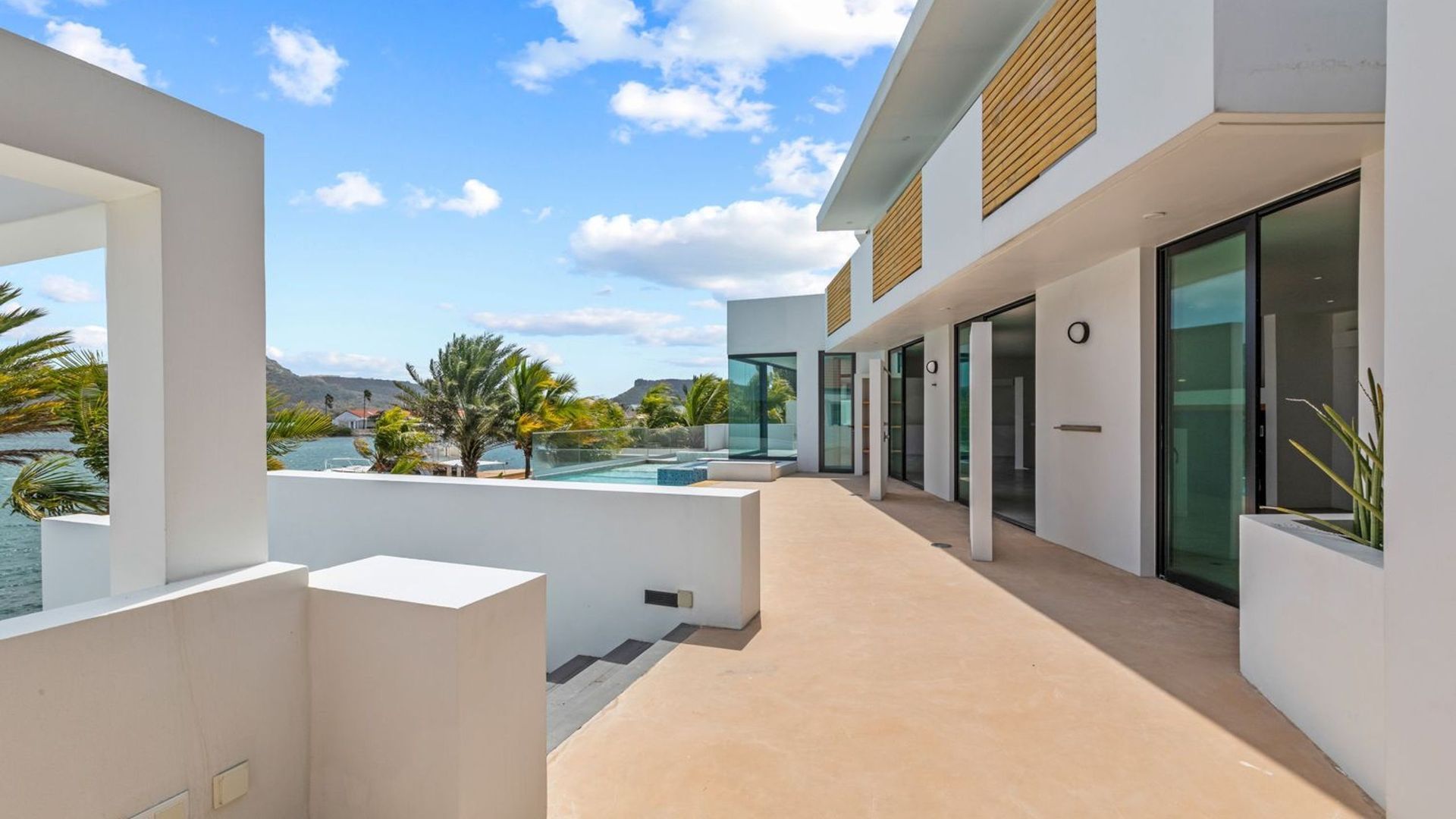 Jan Sofat 175, Jan Sofat foto-18